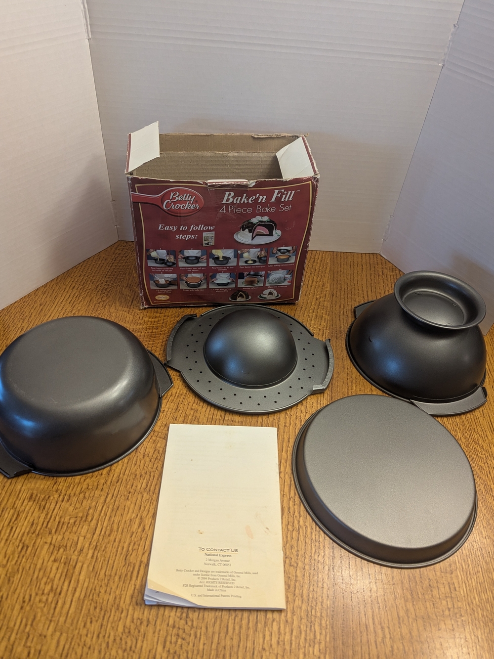 Betty Crocker Bake'n Fill 4-Piece Non-stick Bakeware Set- Dome, Round & Base Pan - Picture 9 of 11